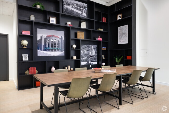 Leasing Office - The Landing St. Louis Apartments