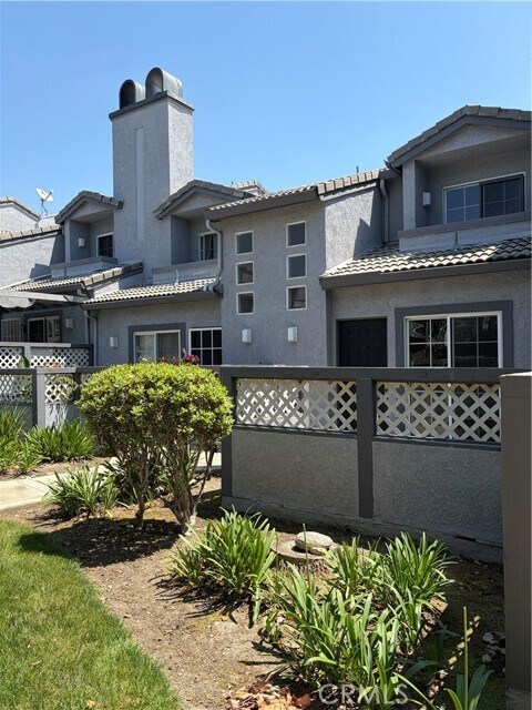 Foto del edificio - 8248 Inglenook Pl