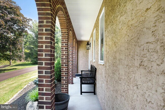 Building Photo - 1244 Pawlings Rd