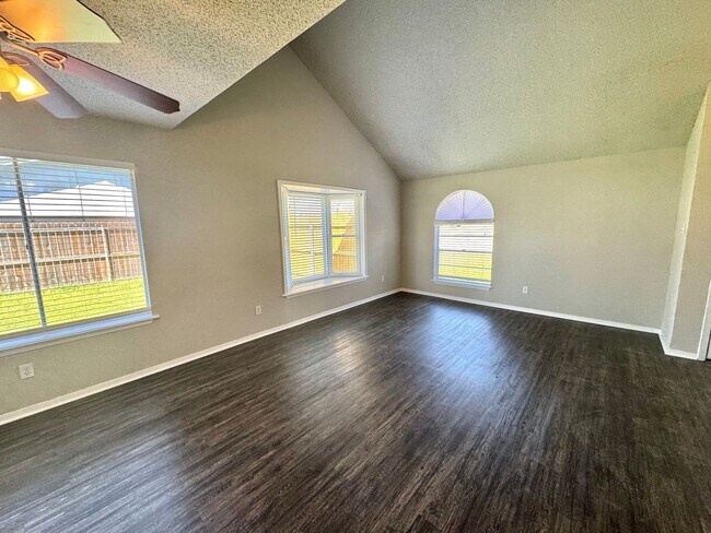 Foto del edificio - 2508 S Center Street S, Arlington, Texas 76014