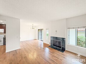 Building Photo - 992 Lupine Hills Dr