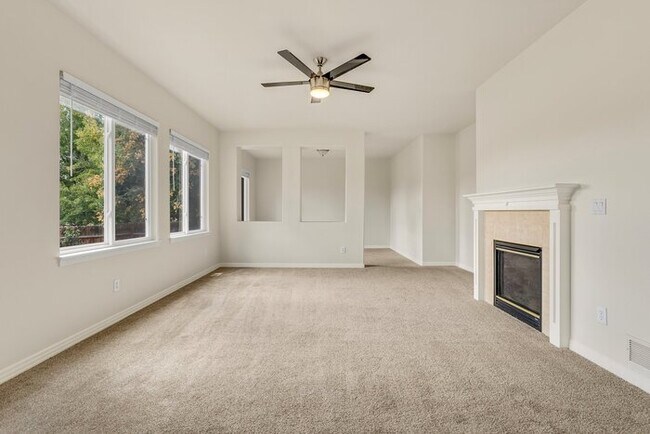 Foto del edificio - 6767 Windom Peak Blvd