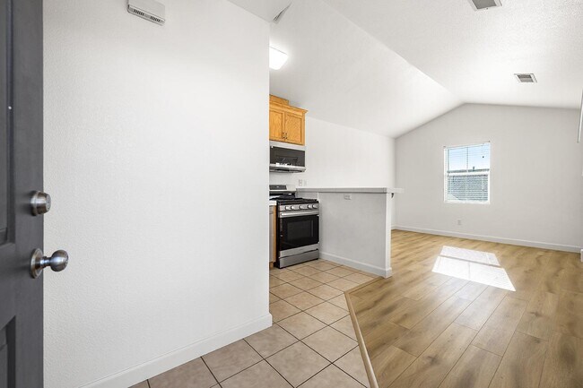 Foto del edificio - 2023 Northfield Dr