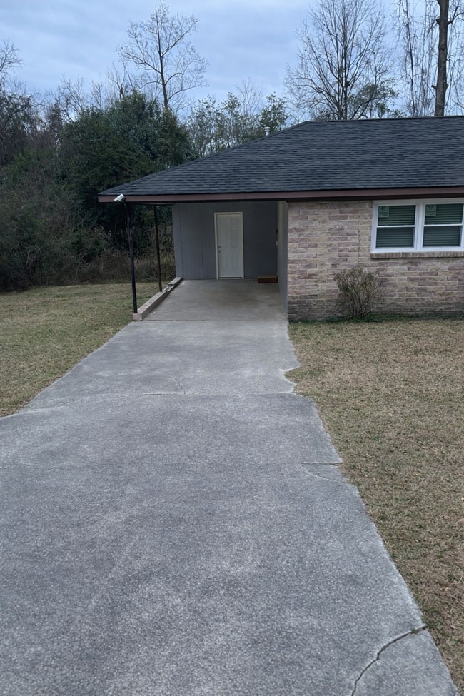 Building Photo - 3881 Spencer Cir