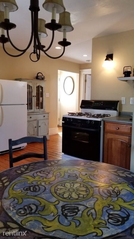 Building Photo - 2 br, 1 bath Apartment - 9 Amero Ct 2 Unit 2