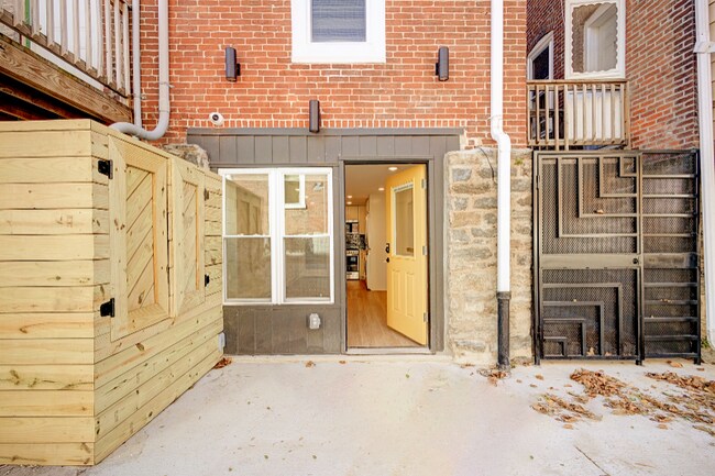Building Photo - 505 Cobbs Creek Pkwy