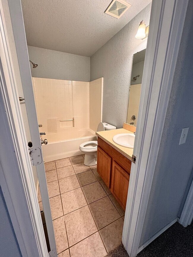Foto del edificio - 4401 SE 86th St
