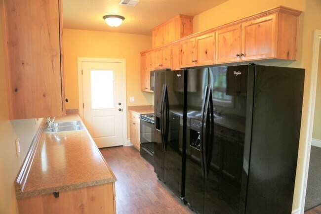 Foto del edificio - New Home! 5 Bedroom, Bonus Room, 6 Bathrooms