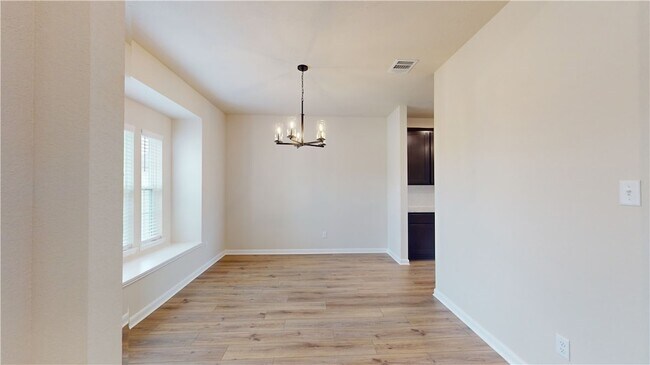 Building Photo - 2210 Johnny Lyon Ct