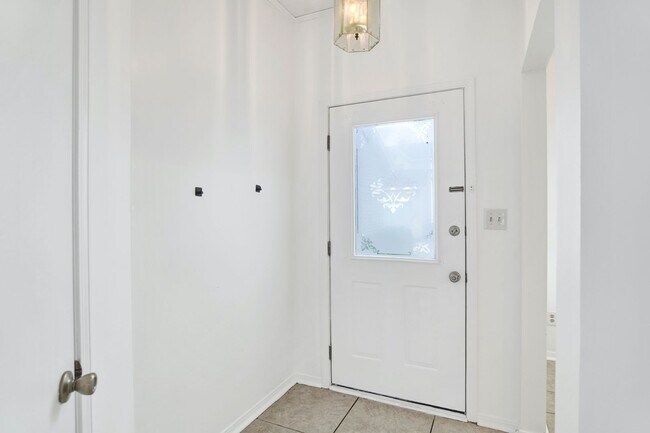 Foto del edificio - 601 E Burgess Rd