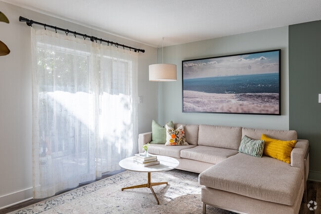 1BR, 1BA - 750SF (A2-Renovated) Living Room - Virginia Highland Apartment Homes