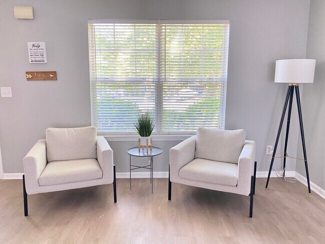 Foto del edificio - 273 Brookstone Trail