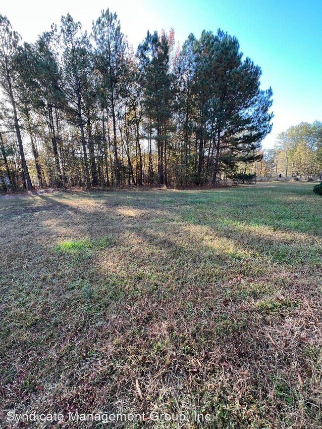 Building Photo - 1 br, 1 bath House - 632-B Stallings Rd.