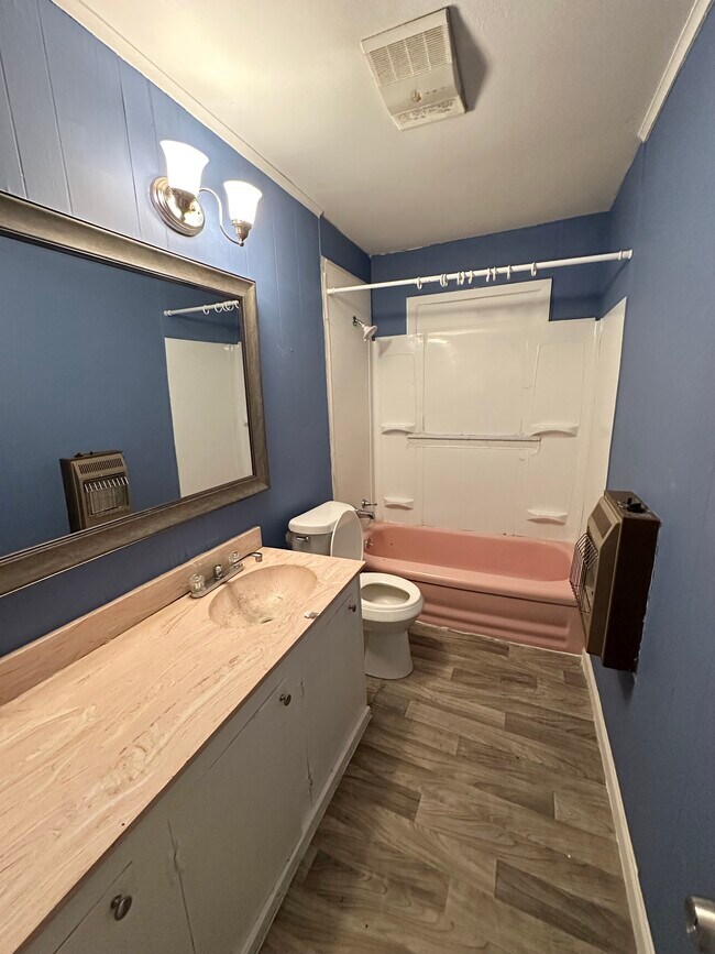 Foto del edificio - 610 Sunset Dr