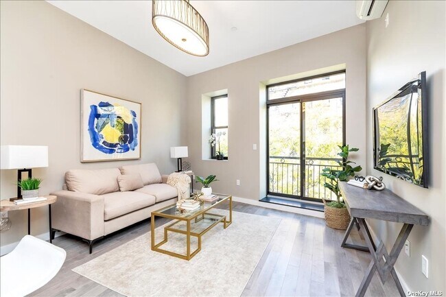 Foto del edificio - 29-28 Newtown Ave