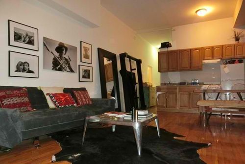 Primary Photo - 27 Jones St