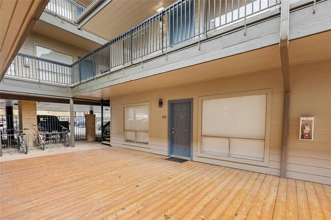 Foto del edificio - 908 Poplar St