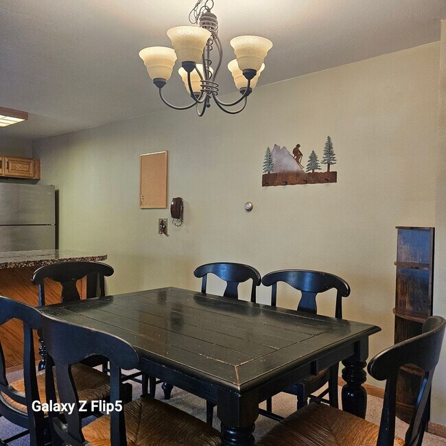 Foto del edificio - Buffalo Village Condo -2 Bedroom/2 Bath, G...