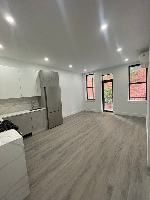 Foto del edificio - 205 Irving Ave