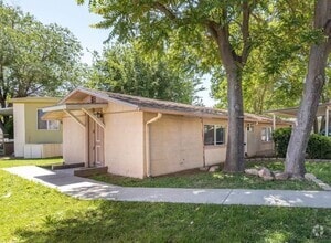 Building Photo - 1626 E Coconino St