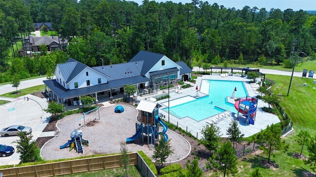 Foto del edificio - 12187 Ridge Top Dr