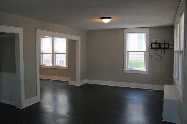 Foto del edificio - 3 Bedroom Single Family Home