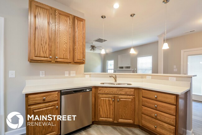 Foto del edificio - 2231 Lazy River Dr