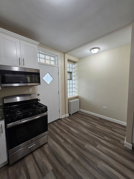 Foto del edificio - 4831 W Roscoe St