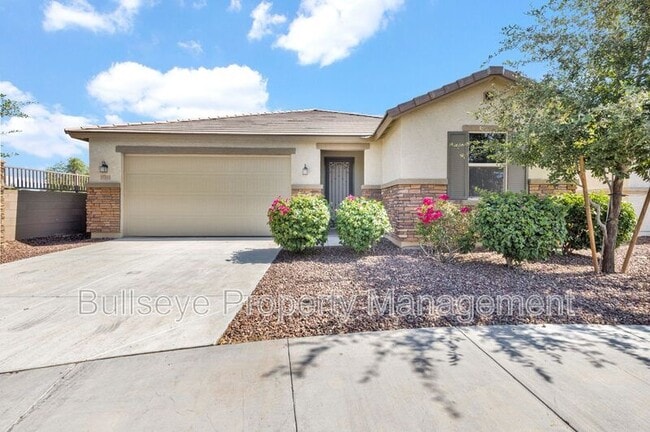 Building Photo - 17345 W Spur Dr