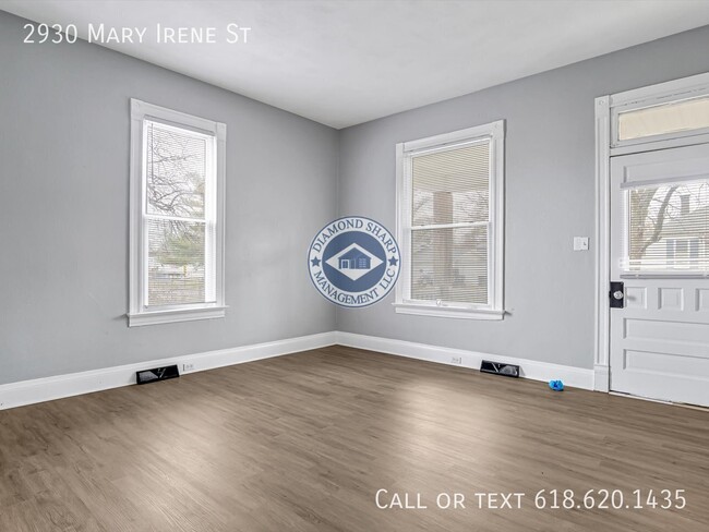 Building Photo - 2930 Mary Irene St