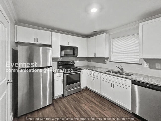 Building Photo - 5285 Hanover St