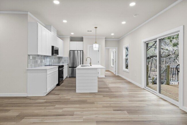 Building Photo - 30 Wood Glen Dr