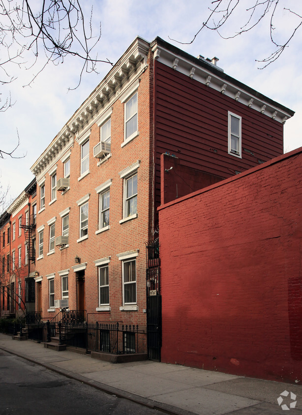 Building Photo - 34-36 Barrow St