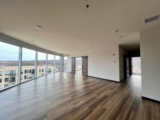 Gran sala - Bridge Plaza Apartments