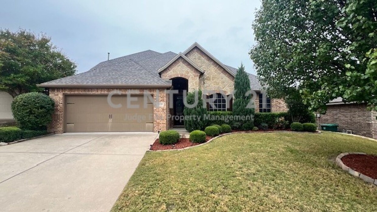 Foto principal - Stunning 3/2.5/2 Home in Fort Worth For Rent!