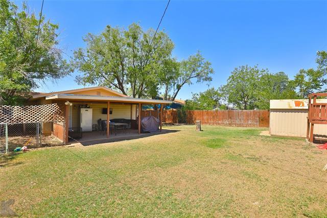 Foto del edificio - 2518 Bennett Dr