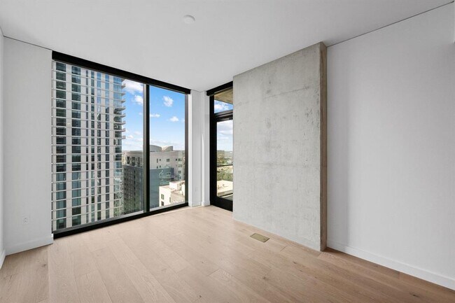 Foto del edificio - 610 Davis St