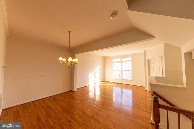 Foto del edificio - 4636 Odessa Dr