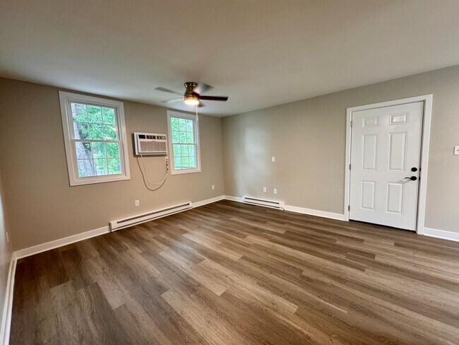 Foto del edificio - 337 Maple Ln