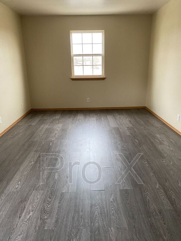 Building Photo - 4569 E Zora St