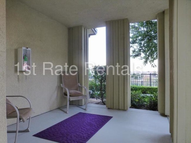 Foto del edificio - 15910 Lasselle St