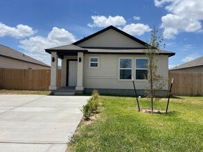 Building Photo - 1525 Estudiantes Dr