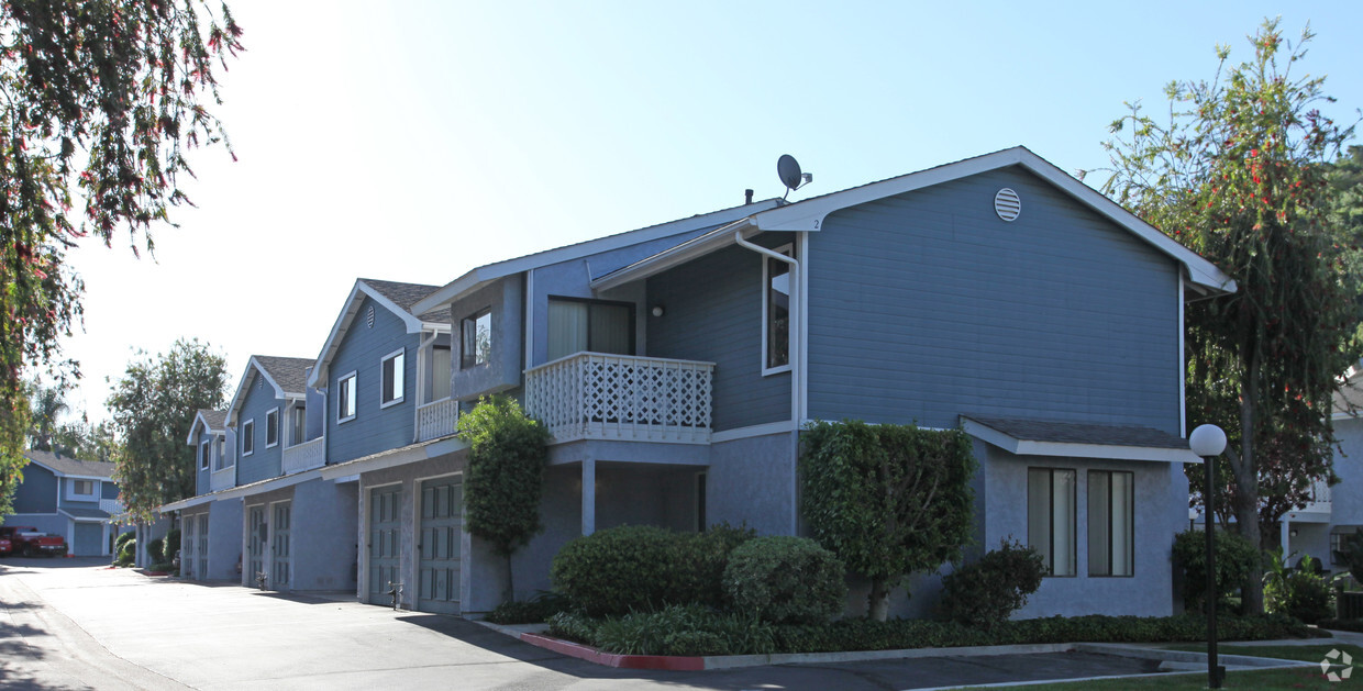 Primary Photo - South Hills Villas