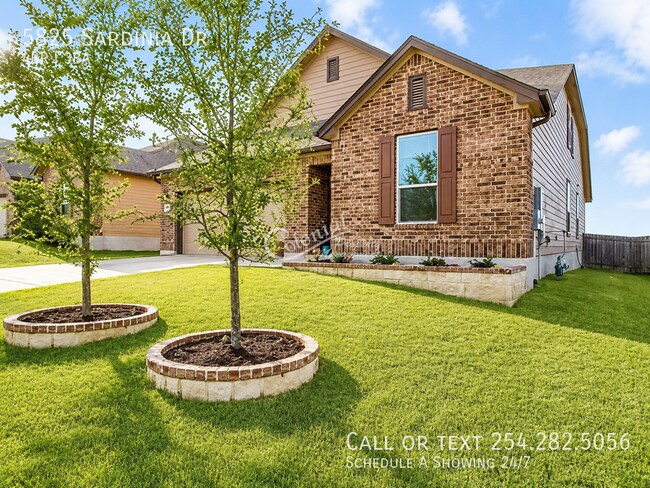 Building Photo - 5825 Sardinia Dr