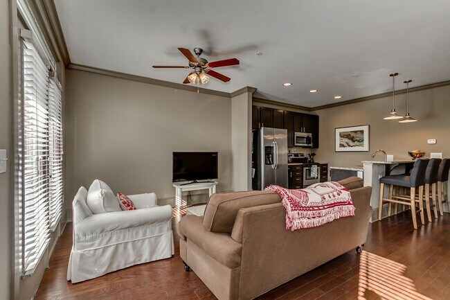 Foto del edificio - Metalworks Condo - 3 Bedroom  Office/4 Bath