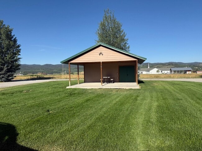Building Photo - 263 Friesian Cir