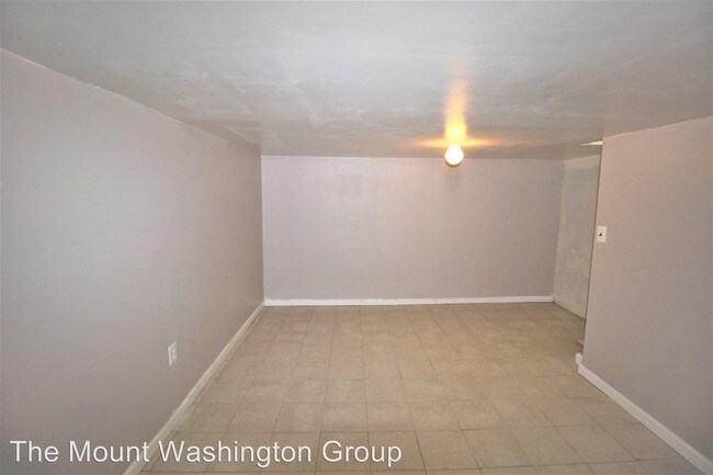 Building Photo - 2302 Cedley St