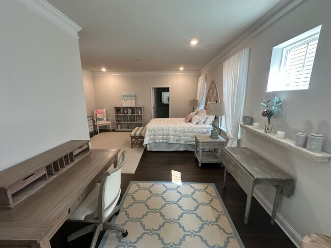 Building Photo - Covered Bridge Trail Single Family home!