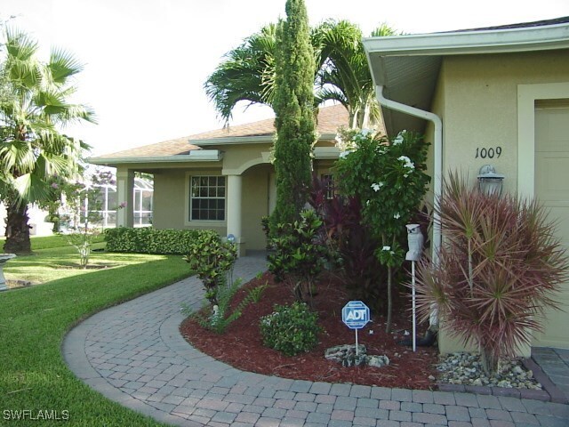 Foto del edificio - 1009 SW 33rd Terrace