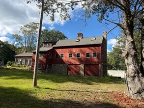Building Photo - 336 Woodville Rd